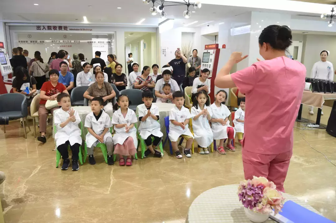 河南省立眼科医院：一场网红快闪，向青少年的健康大敌宣战