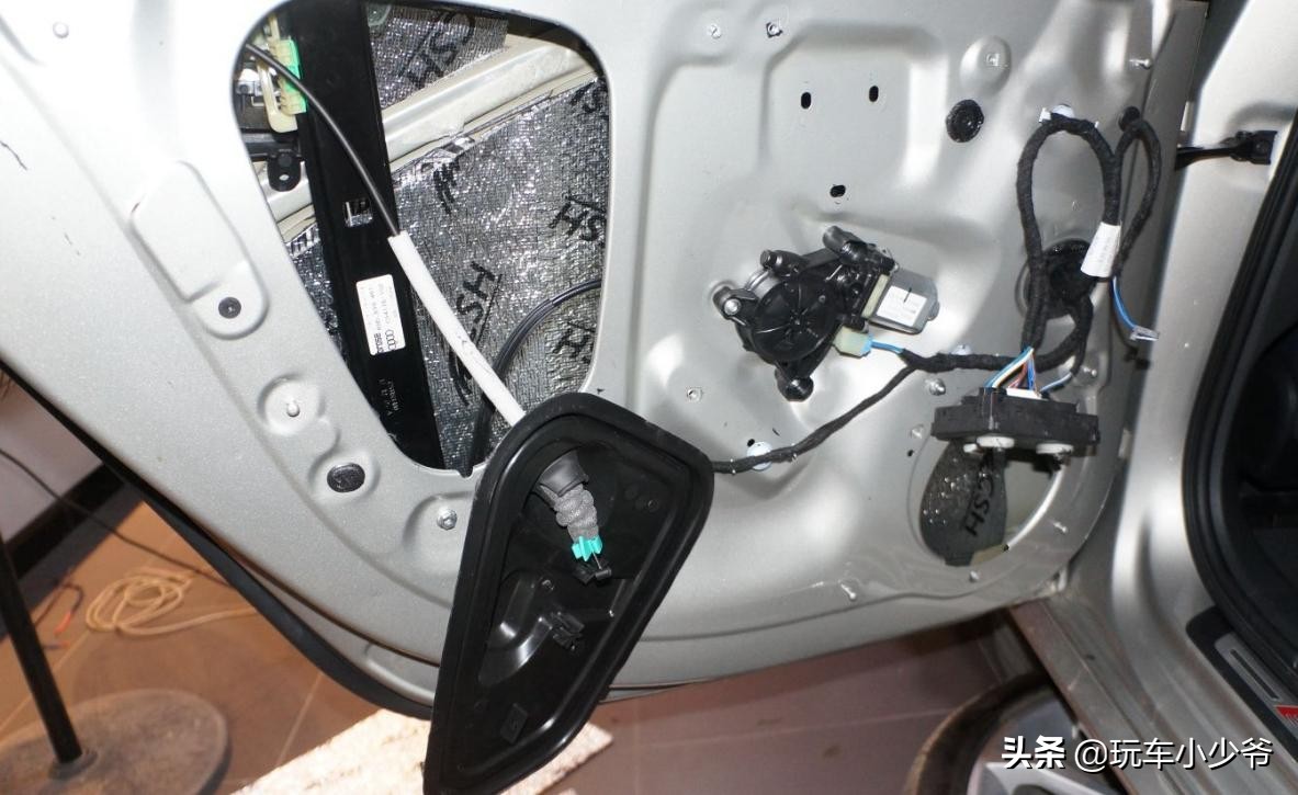 别再怼国产车，这两款豪车撞枪口上，315没开始被曝出安全问题