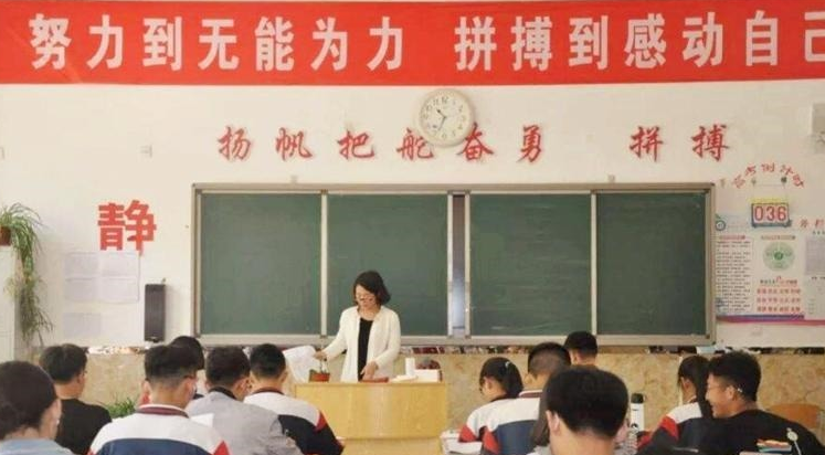 清华大学新生数据：外籍学生数量已减少，看来教育部的通知生效了