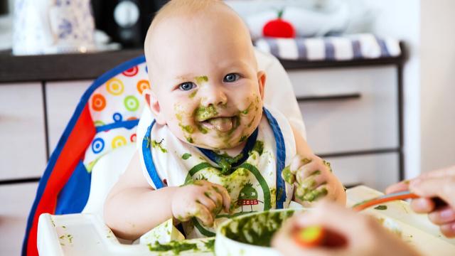 周岁宝宝食欲下降，吃东西挑三拣四，原因和建议，家长要了解