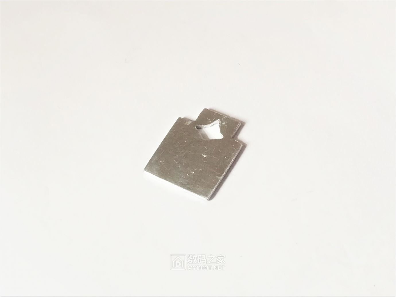 诺希香水迷你充电宝性能改进升级（扩展输出电流/改善散热）