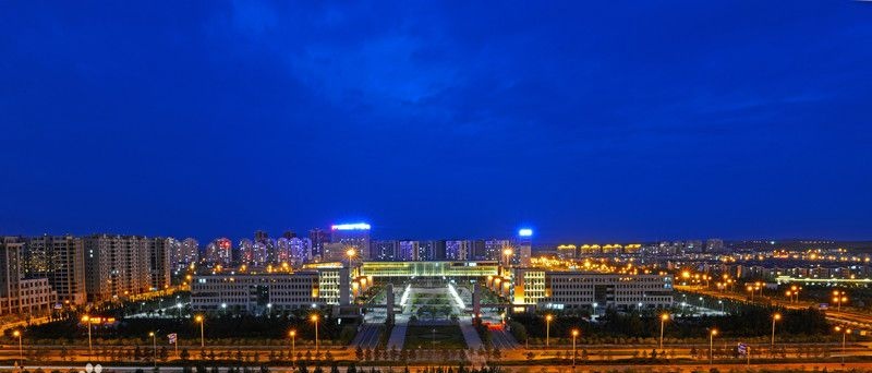 内蒙古名牌中学，入选“全国百强中学”，录取率达90%，首选