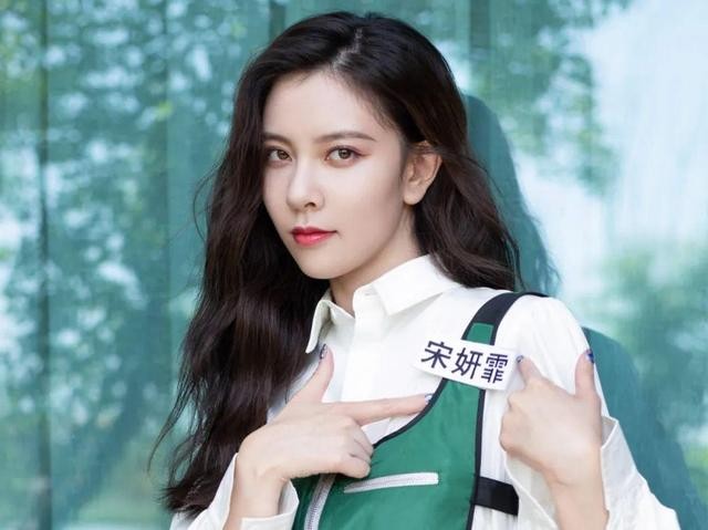 《一年级》全员洗白：作精宋妍霏主动道歉，低情商孟子义口碑翻身