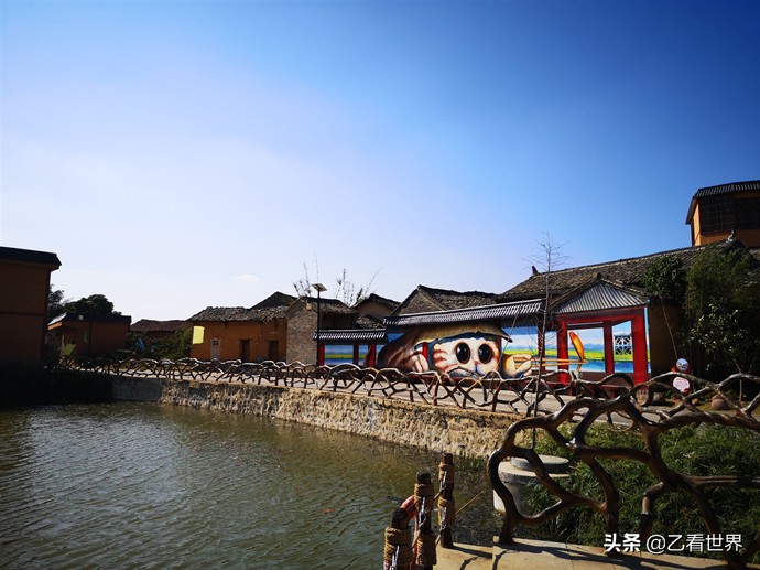 古辣稻花香里旅游景区:景区位于广西南宁市宾阳县古辣镇境内,是以蔡氏