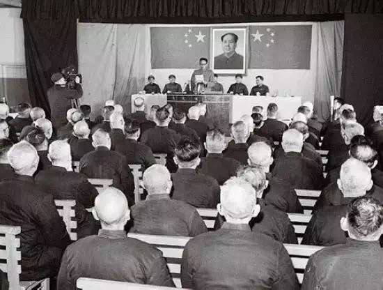 1975年，13人不符合特赦标准，毛泽东：放了算了，事后才知真高明