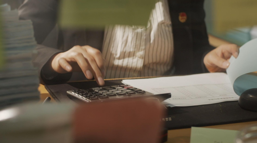 “高工资”大学专业排行榜，金融学被挤出前五，第一工资惹人艳羡