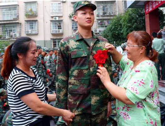 2021年征兵新变化，8种情况参军政审将不合格，大学生要了解