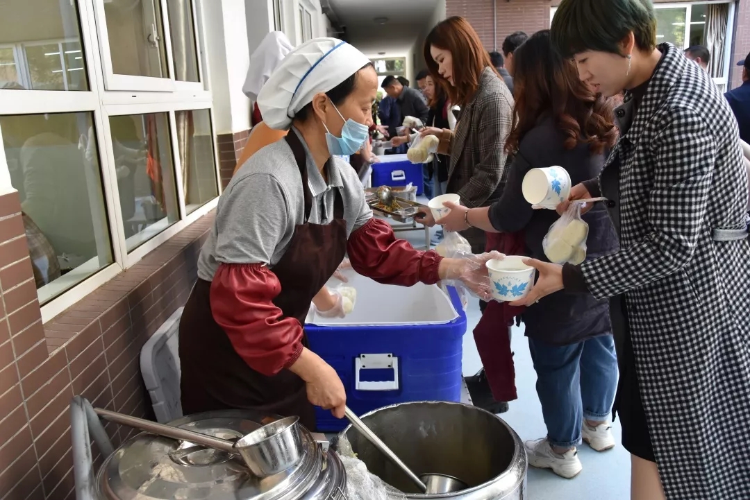 最美青春，见证成长 ---武汉大方学校初中部开放日圆满举行