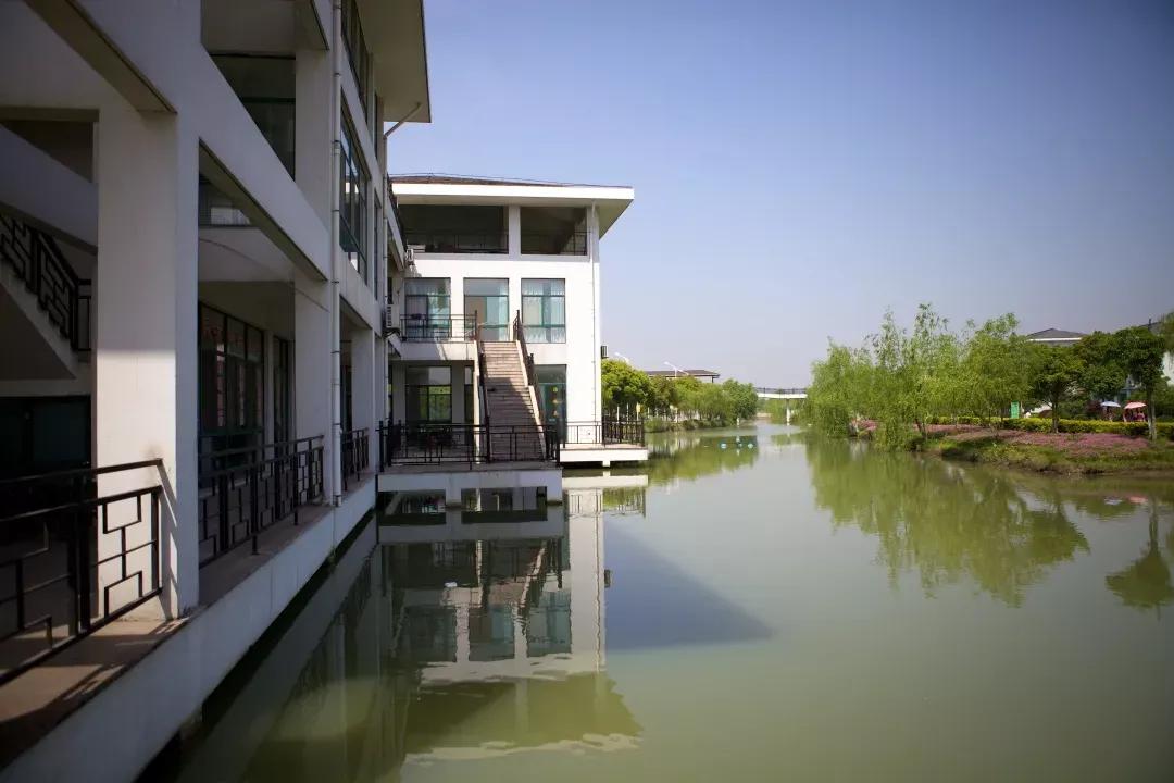 江苏省高校（六十六）苏州大学应用技术学院