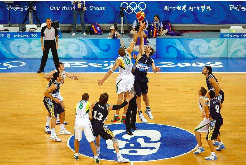 经常看球, 却不知道跳球还有这些规则