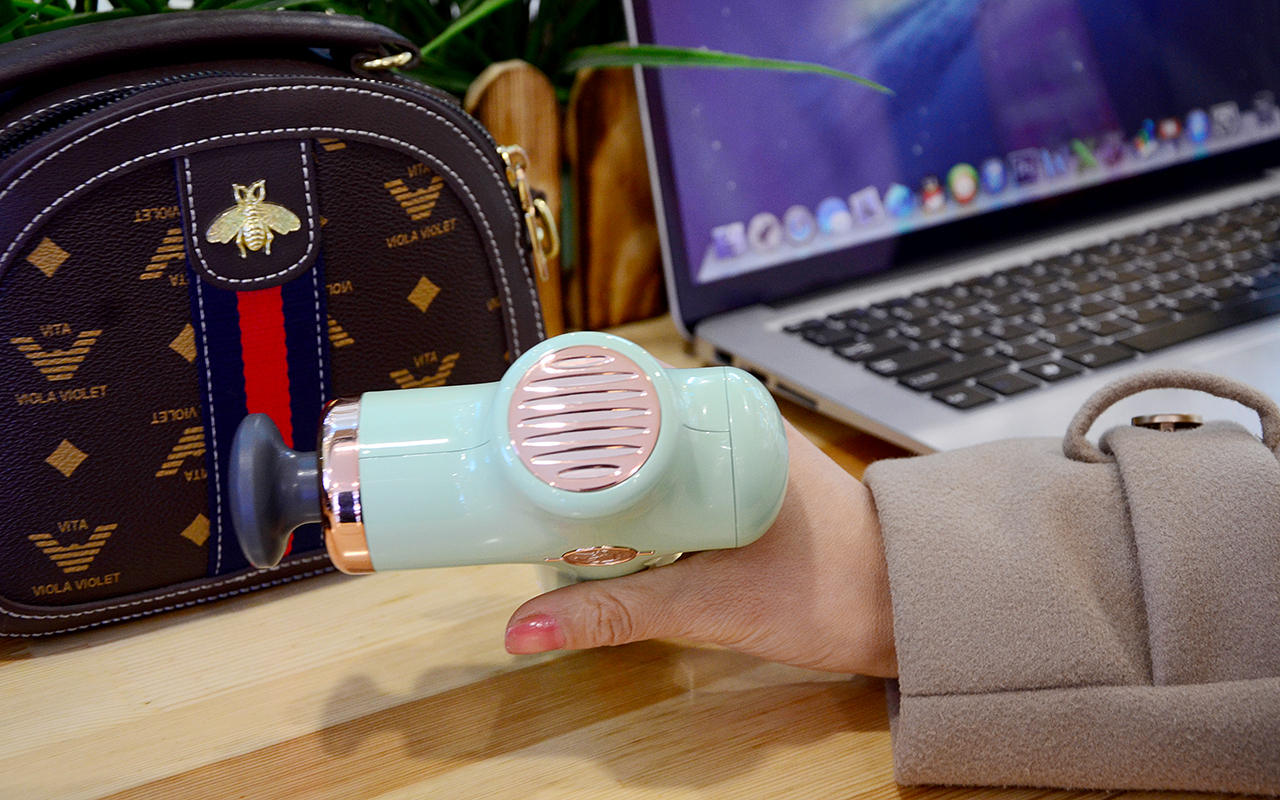 今年三八女王节送她什么礼物？超有料的野小兽筋膜枪更有爱