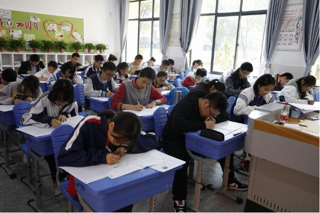 教育部发布通知，对于学校有新要求家长意见大，老师也陷入了迷茫