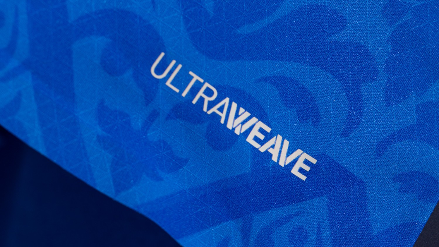PUMA发布意大利国家队全新ULTRAWEAVE球衣