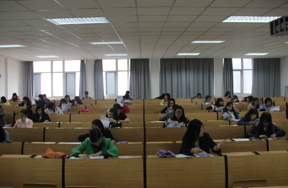 高考难度和模考难度（模考成绩）