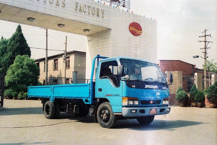 没人没钱没路子也要造车！安徽江淮汽车57年的崛起之路