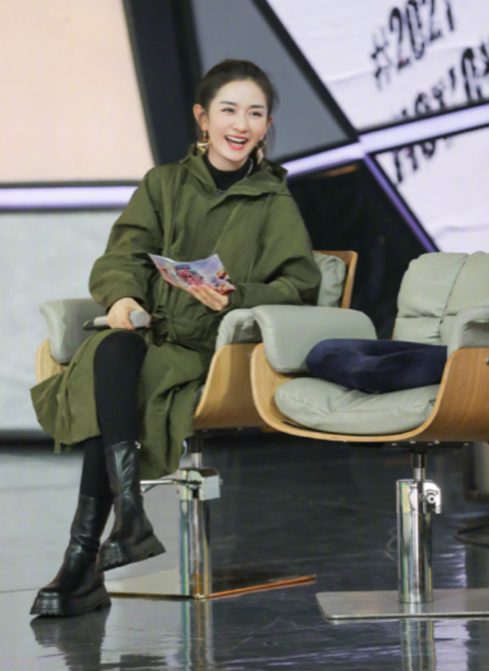 谢娜侄子考上清华，身份曝光获多项国家级奖，身高195文理皆学霸