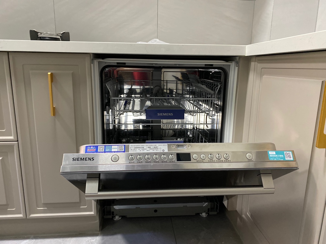 洗碗机到底是“神器”，还是“智商税”？用了一年多谈谈自己感受