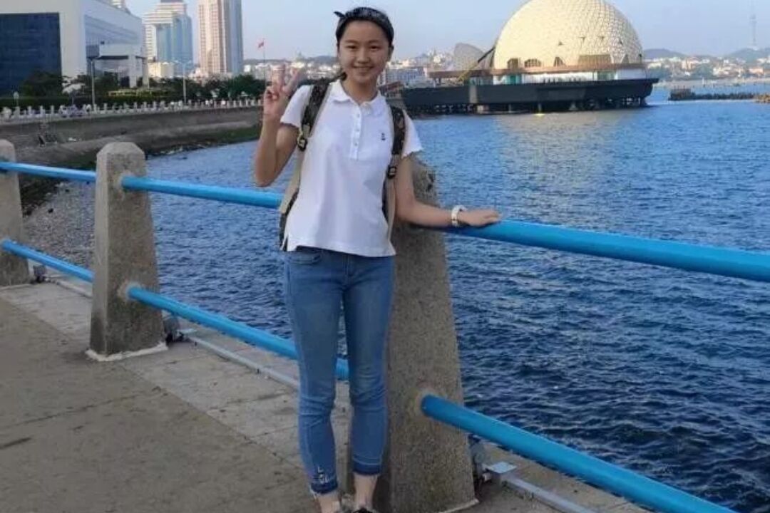 浙江女生高考719分，用5个字拒绝清华大学邀请，选择了心仪的高校