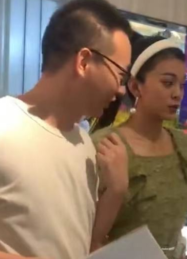 要名没名，要人气没人气！这6位小明星，排场一个比一个大