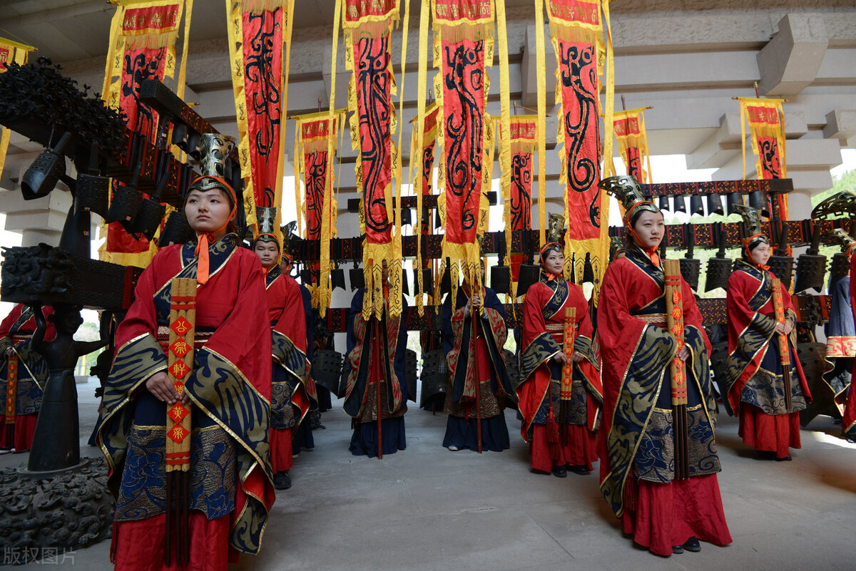 “庆国庆，颂祖国”班级朗诵稿：《少年强，则中国强》