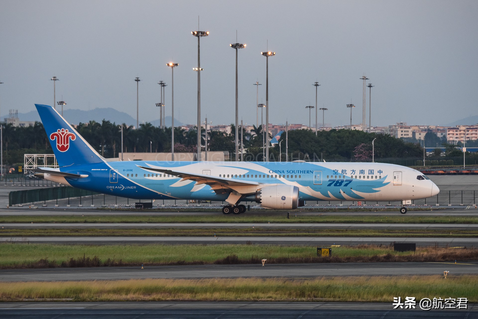 花多眼亂，這么多航空公司該怎么選？聽航空君來說說