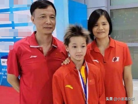 伯乐不常有！全红婵太幸运，何威仪不舍与她分别：她变成大姑娘了