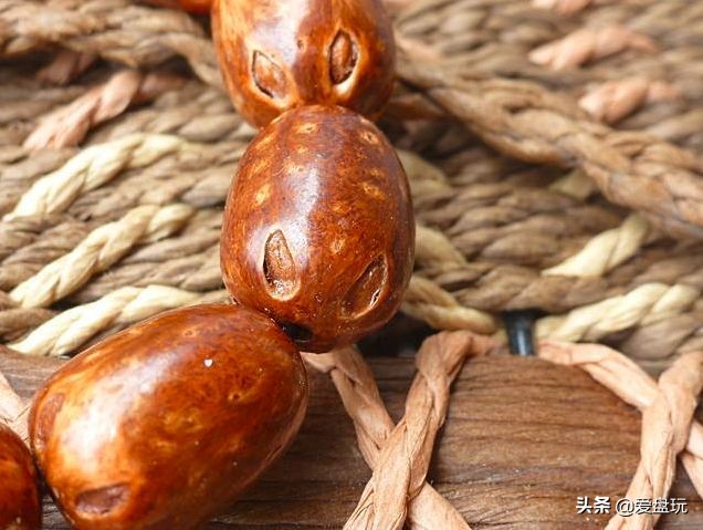 好看又不贵，但拉风！这17种小众手串，你玩过几种