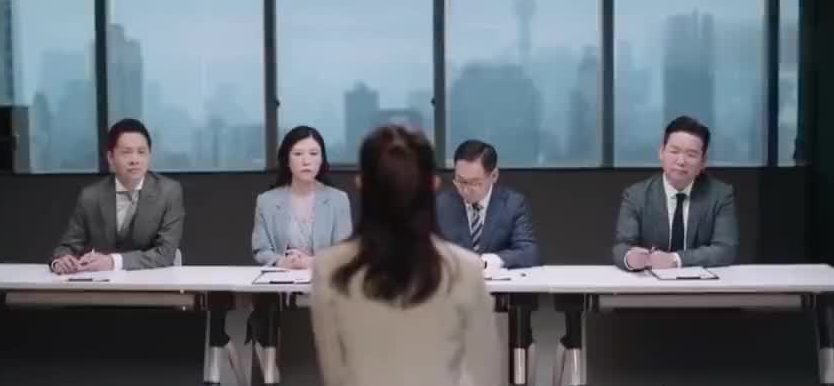 北大博士梅桢应聘教授，被爆高考400多分，靠移民走捷径进北大