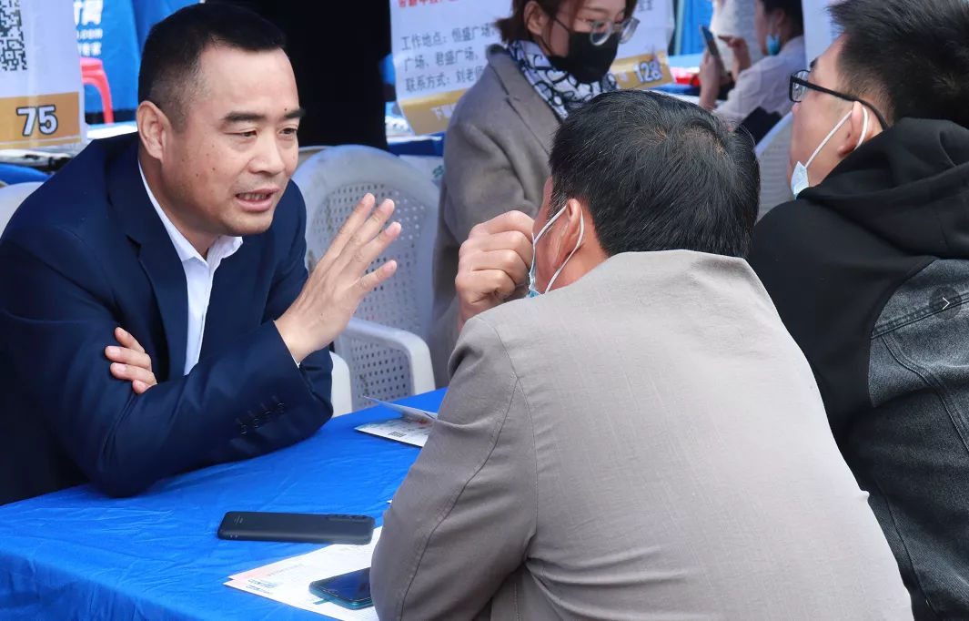 「特别关注」泉山区2021秋季公益大型招聘会火爆收官