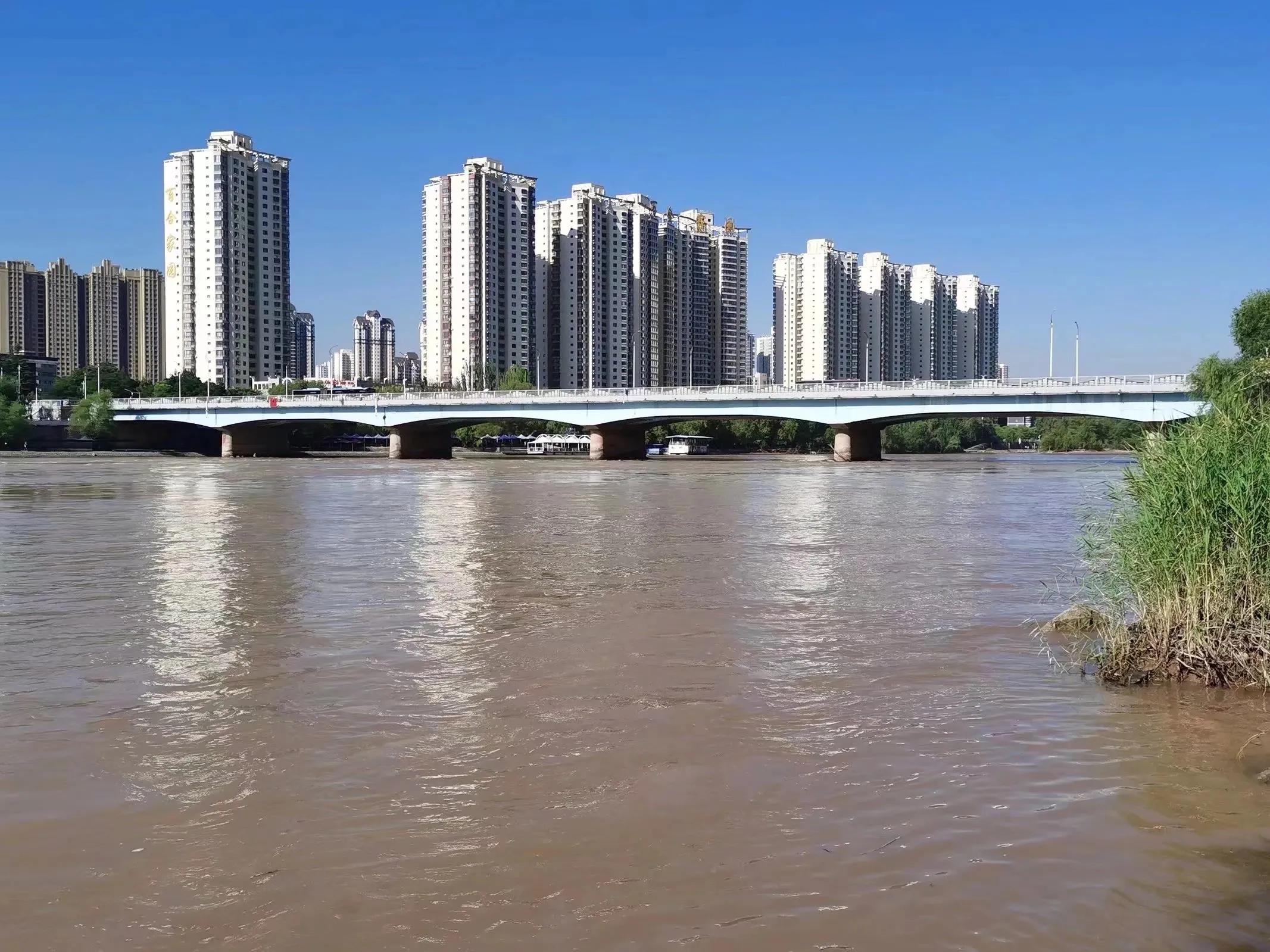 黄河桥上看兰州，一城山水半城桥＿说说兰州的黄河桥（五）
