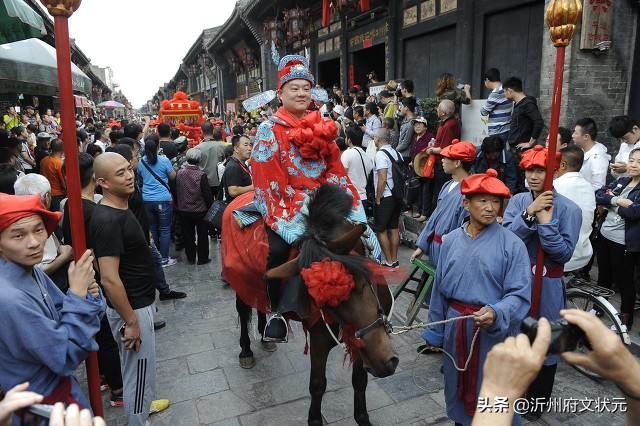 “走马观花”成语故事