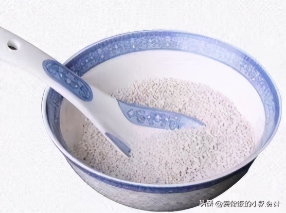 藕粉怎么冲调？掌握方法，冲出来粘稠透明还好喝，知道了别做错