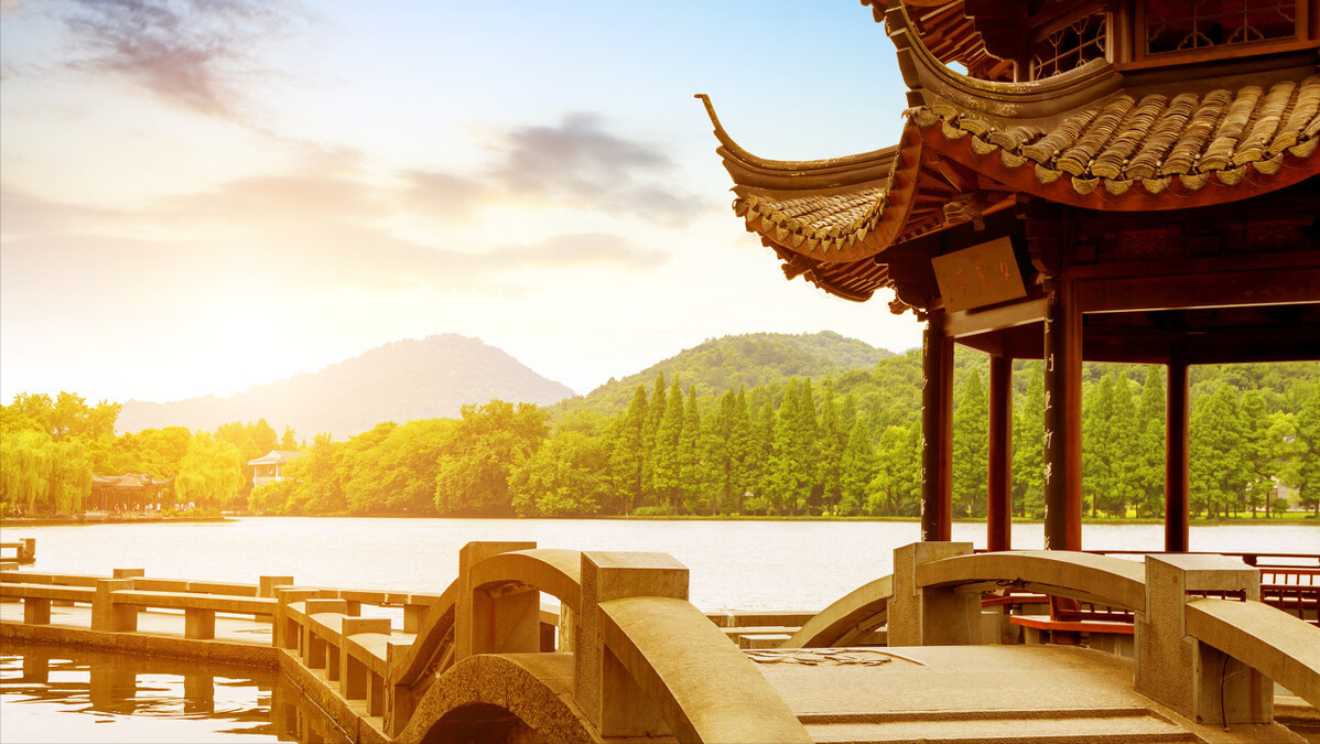 古文观止198：黄州快哉亭记