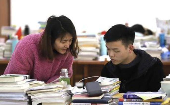 多所高校下发通知，“国庆放假天数”有调整，学生们表示支持