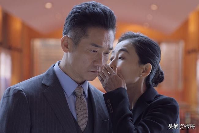 《困绕》中的女性足色皆不是省油的灯,饰演者也尽非艰深之辈
