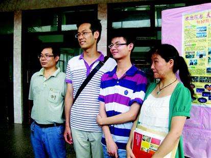 高考状元柯曦，700分考上清华：从不熬夜学习，分享2点学习心得