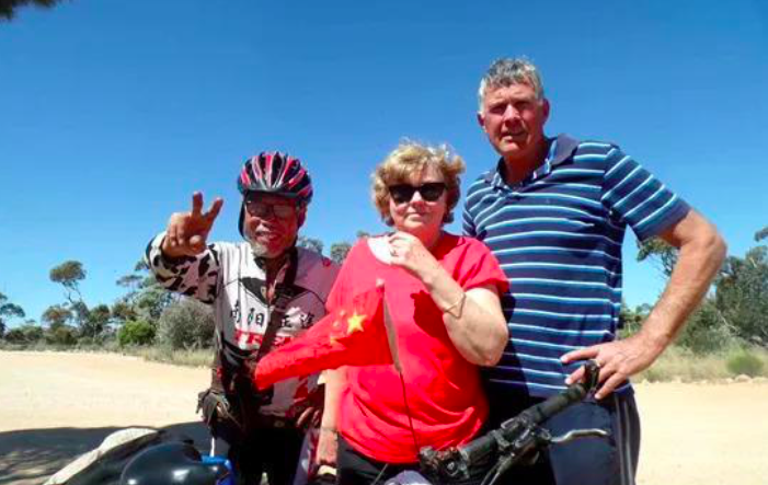 《月亮与六便士》：如何过好这一生？无问西东，才是最好的选择