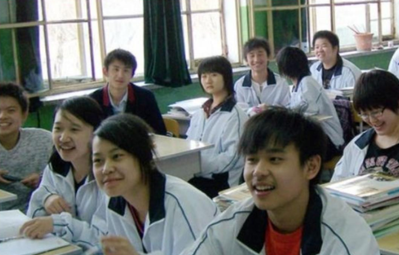 民办高中迎来“坏消息”，招生模式发生新变化，对此家长喜忧参半