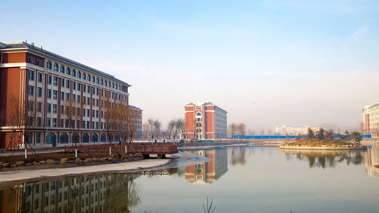 【教育看山东】齐鲁医药学院