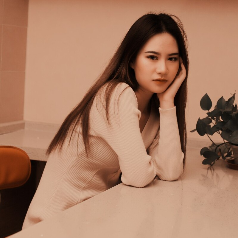 快速追到高冷御姐的办法:性格反差 死皮赖脸 强势的关心