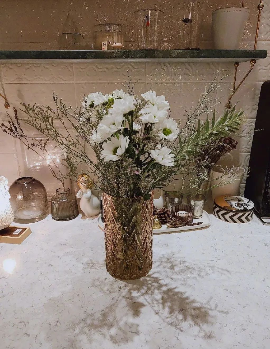 38岁Hebe亿元顶楼豪宅曝光，413㎡一个人住，太爽