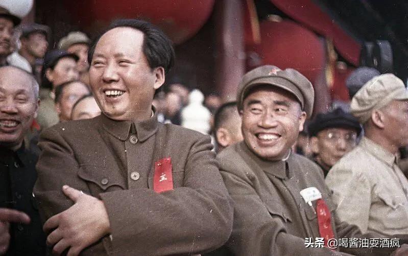 开国十大将中四人享受行政级别待遇的政治考量