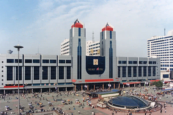 郑州火车站属于哪个区（知识科普我国最重要的1个火车站）