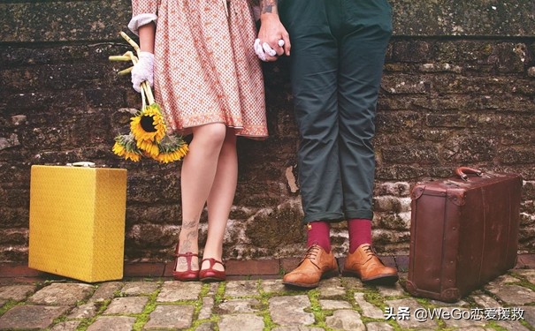 喜欢的女生有男友且分分合合，我该默默守护还是果断退出？