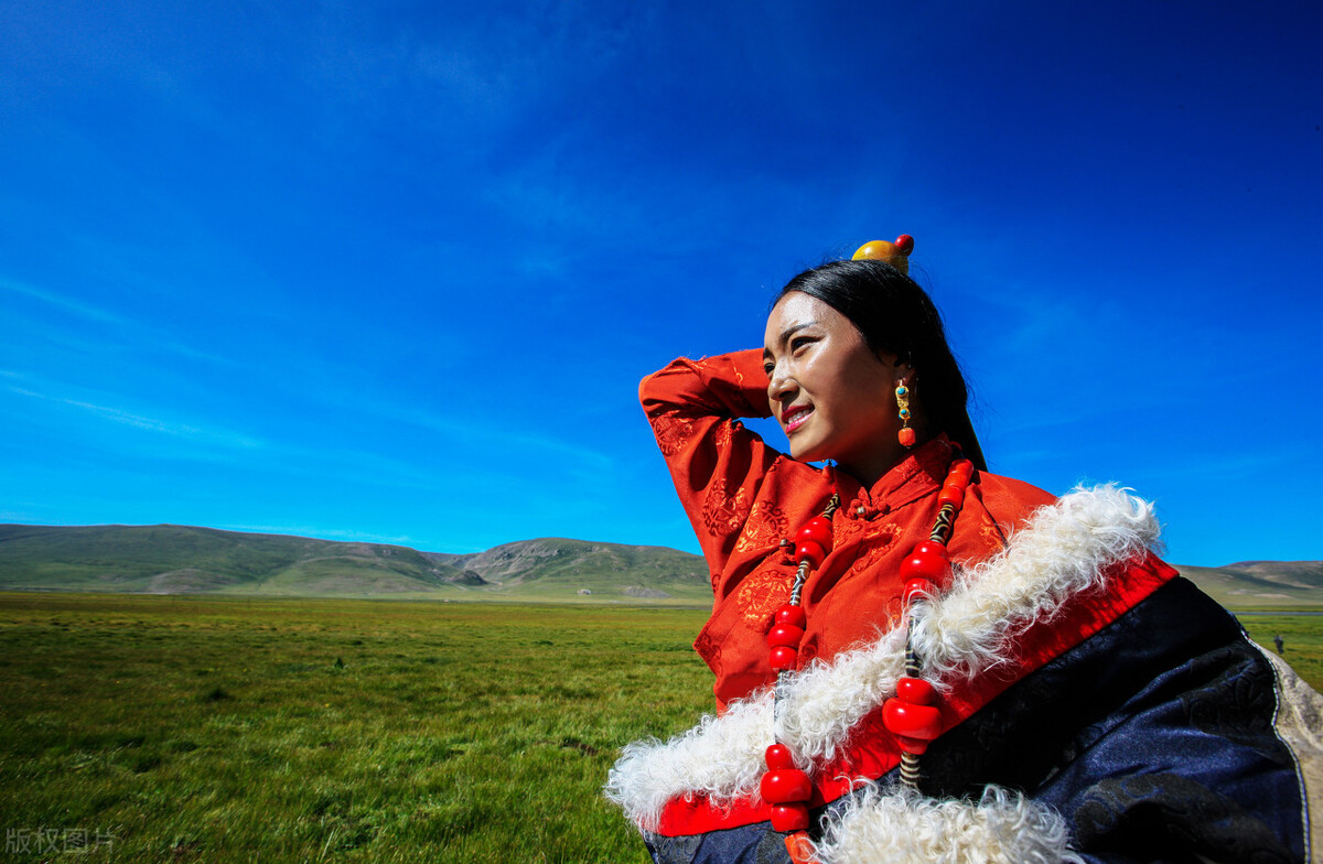 搭车去拉萨遭遇“艳遇”：旅途的爱情就像一盘散沙，走两步就散了