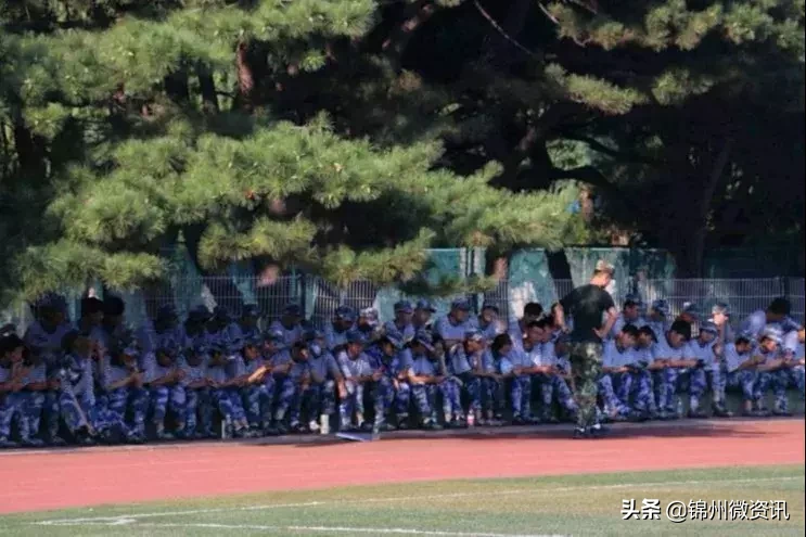 锦州渤海大学大一新生军训