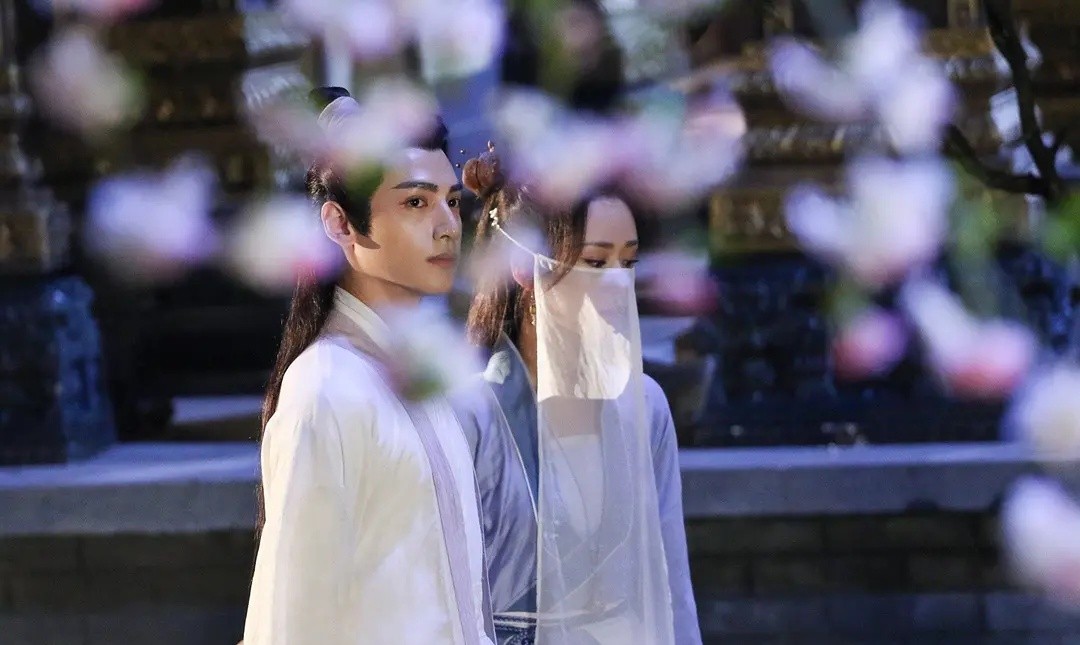 《物以稀为贵》上厕所先考试，不傻白甜，三观正，值得回看的小说