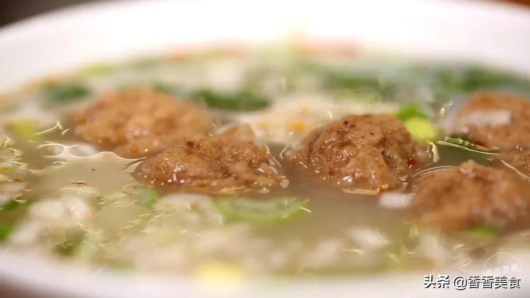 有肉有面还有汤，有吃货说一口到家了