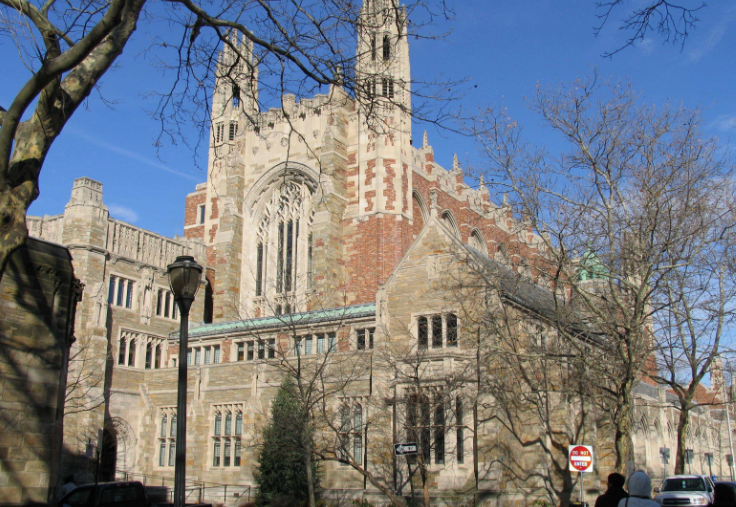 为啥明星扎推报考伯克利？它是“野鸡大学”吗？在国内水平如何？