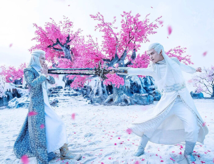 郭敬明代表作《幻城》，曾经风靡全国，如今被痛批，写的到底咋样